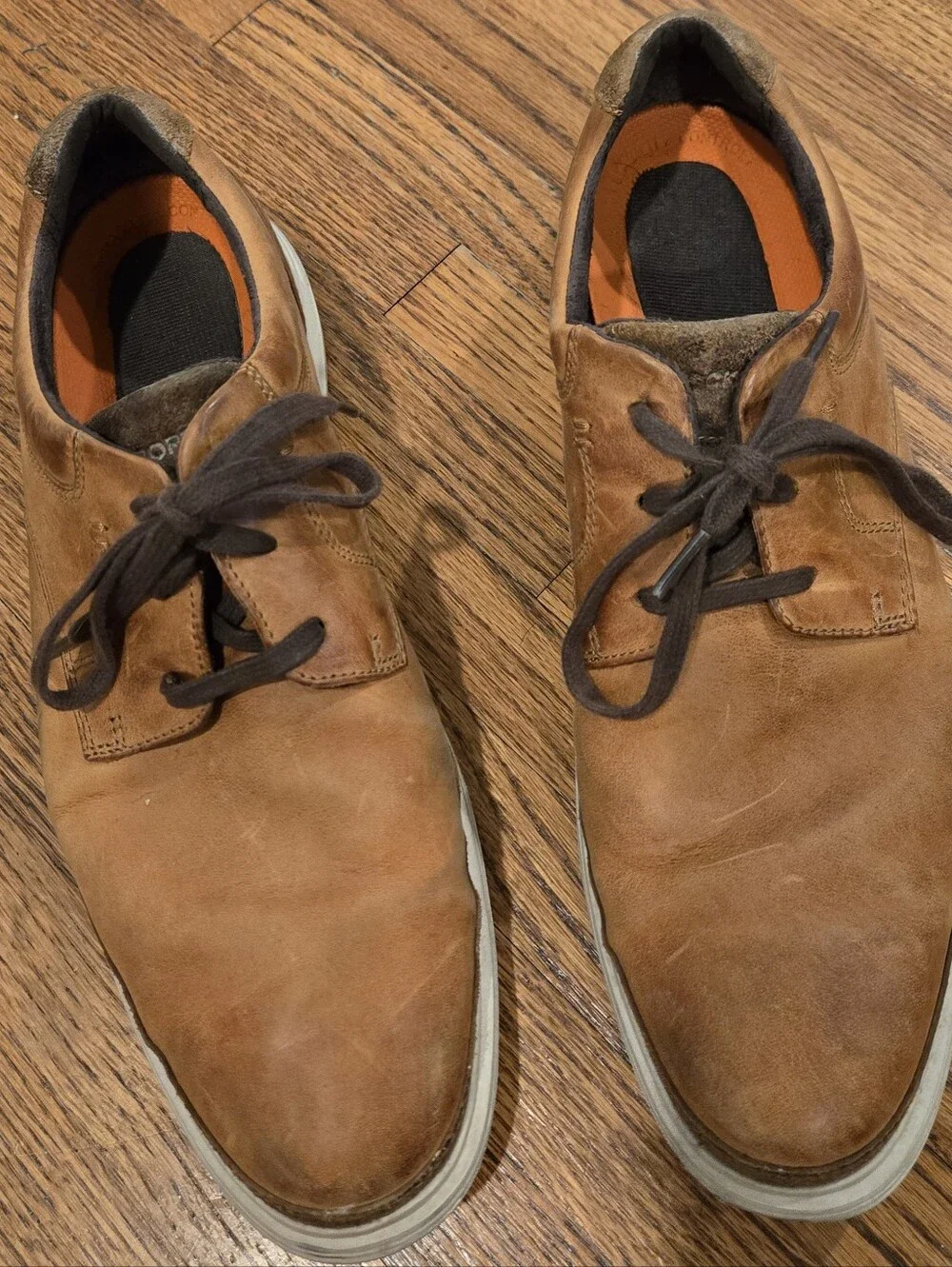 **4 Items for $15** Rockport Tan Brown Leather Chukka Sneakers